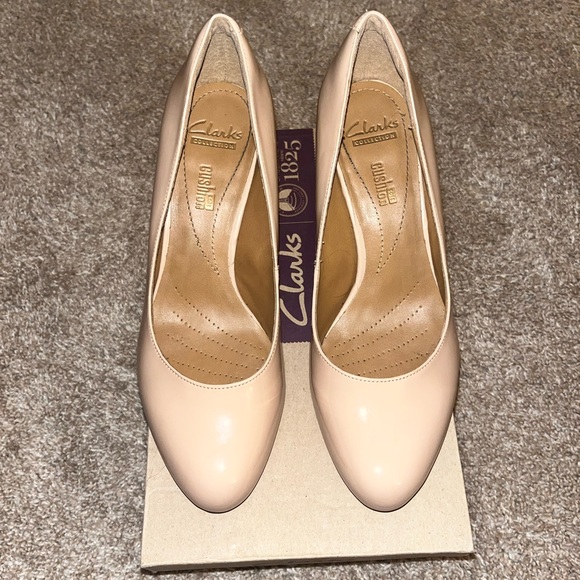 Clarks Nude heels - Picture 1 of 4